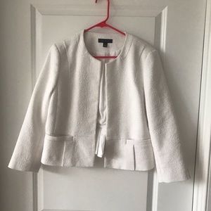 Ann Taylor white cropped blazer sz M